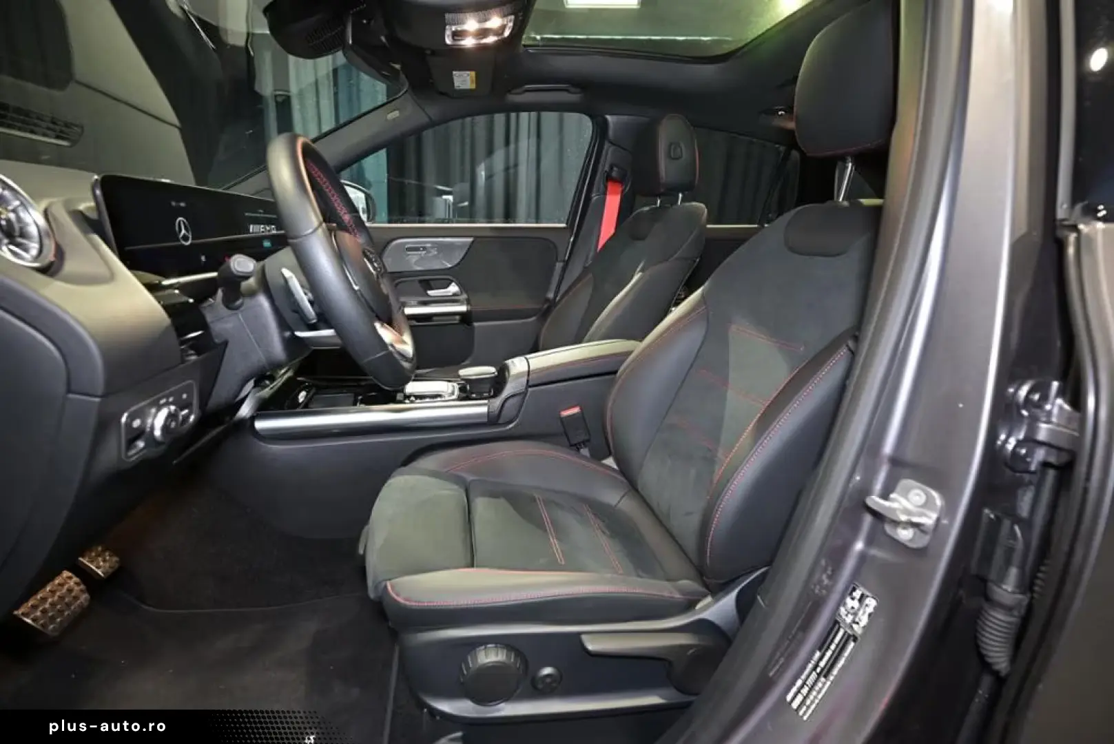 Mercedes-Benz GLA 35AMG 4M PANO AHK MULTIB KEYL RFK