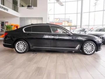 BMW Seria 7 740LD XDRIVE