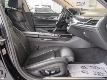 BMW Seria 7 740LD XDRIVE