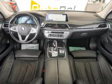 BMW Seria 7 740LD XDRIVE