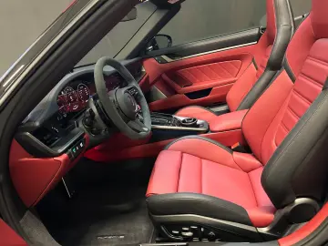 Porsche 992 .2 Turbo S Cabrio PASM BURMESTER