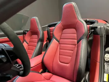Porsche 992 .2 Turbo S Cabrio PASM BURMESTER