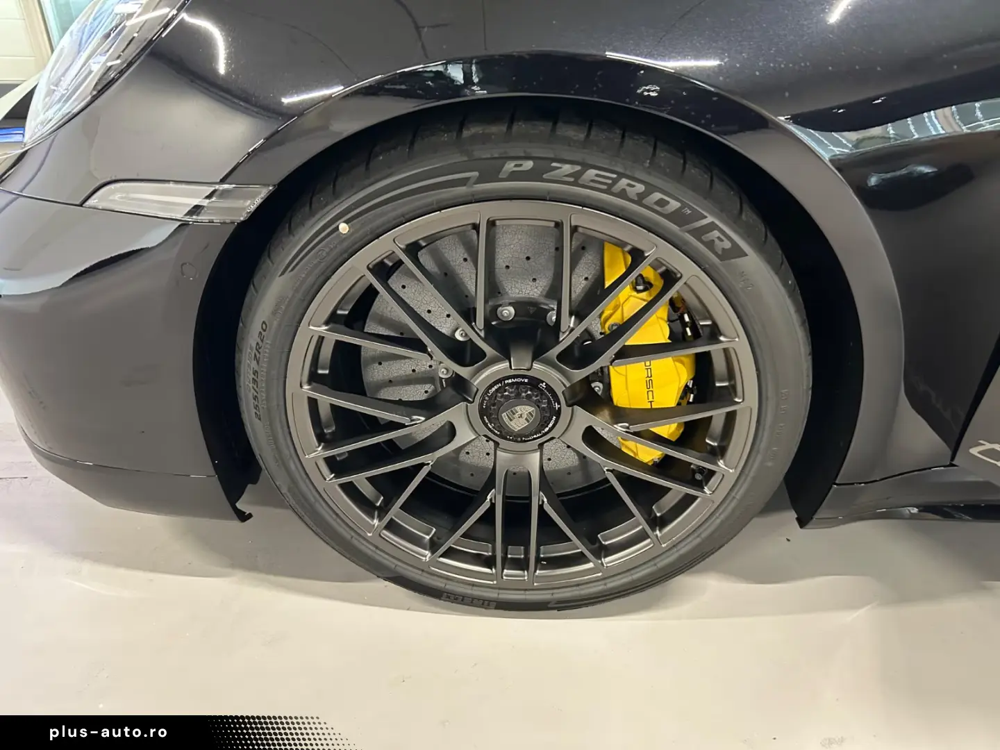 Porsche 992 .2 Turbo S Cabrio PASM BURMESTER