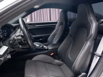 Porsche 911 GT3 Touring