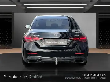 MERCEDES-BENZ Třídy C C 220d 4MATIC AMG Line Night