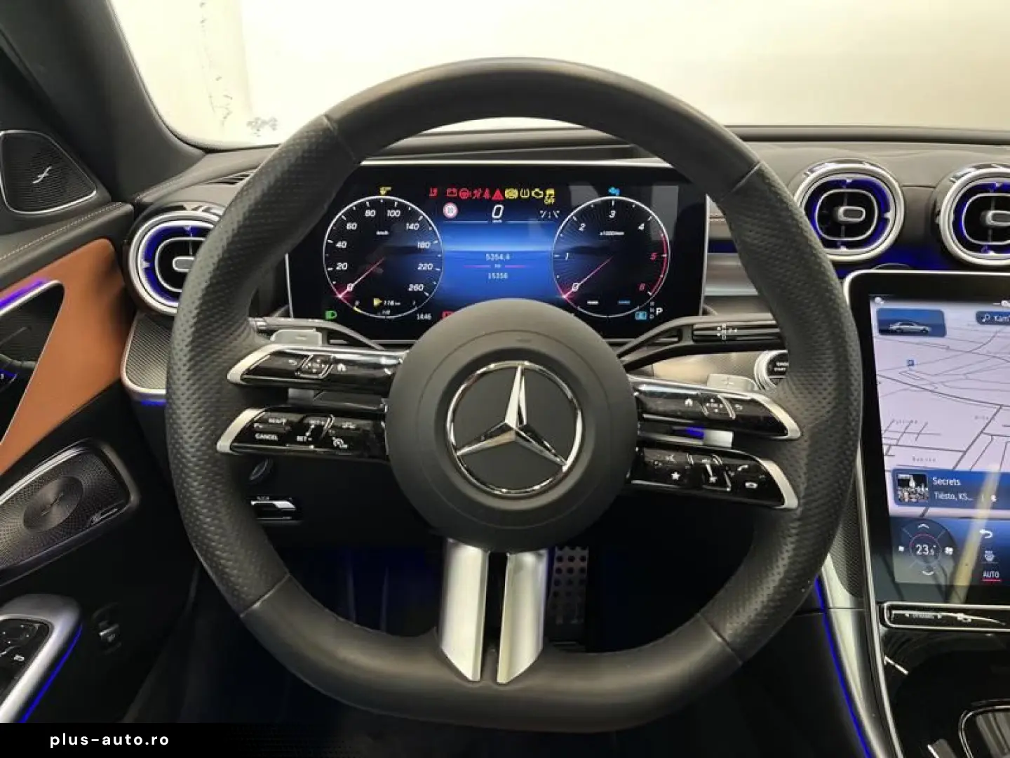 MERCEDES-BENZ Třídy C C 220d 4MATIC AMG Line Night