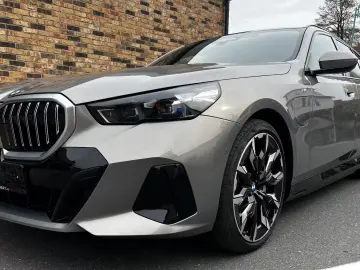 BMW 550 e Tour MSport DAP Pano Leder