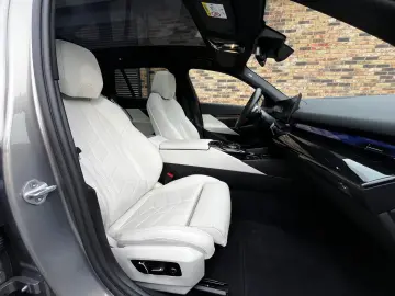 BMW 550 e Tour MSport DAP Pano Leder