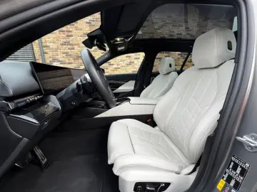 BMW 550 e Tour MSport DAP Pano Leder