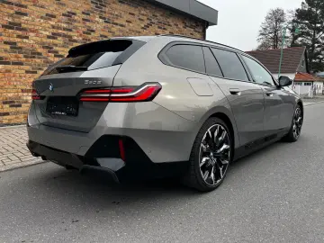 BMW 550 e Tour MSport DAP Pano Leder