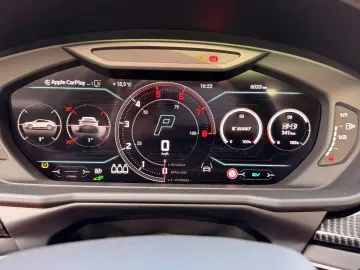 LAMBORGHINI Urus SE 4.0 V8 PHEV B&O 3D  Rear Entertainment