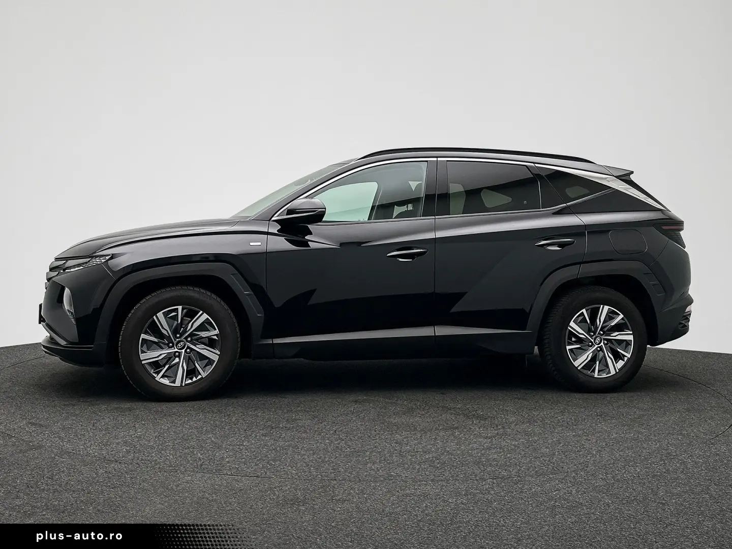 Hyundai Tucson 1.6 CRDI Mild hibryd - Automatic  136 cp