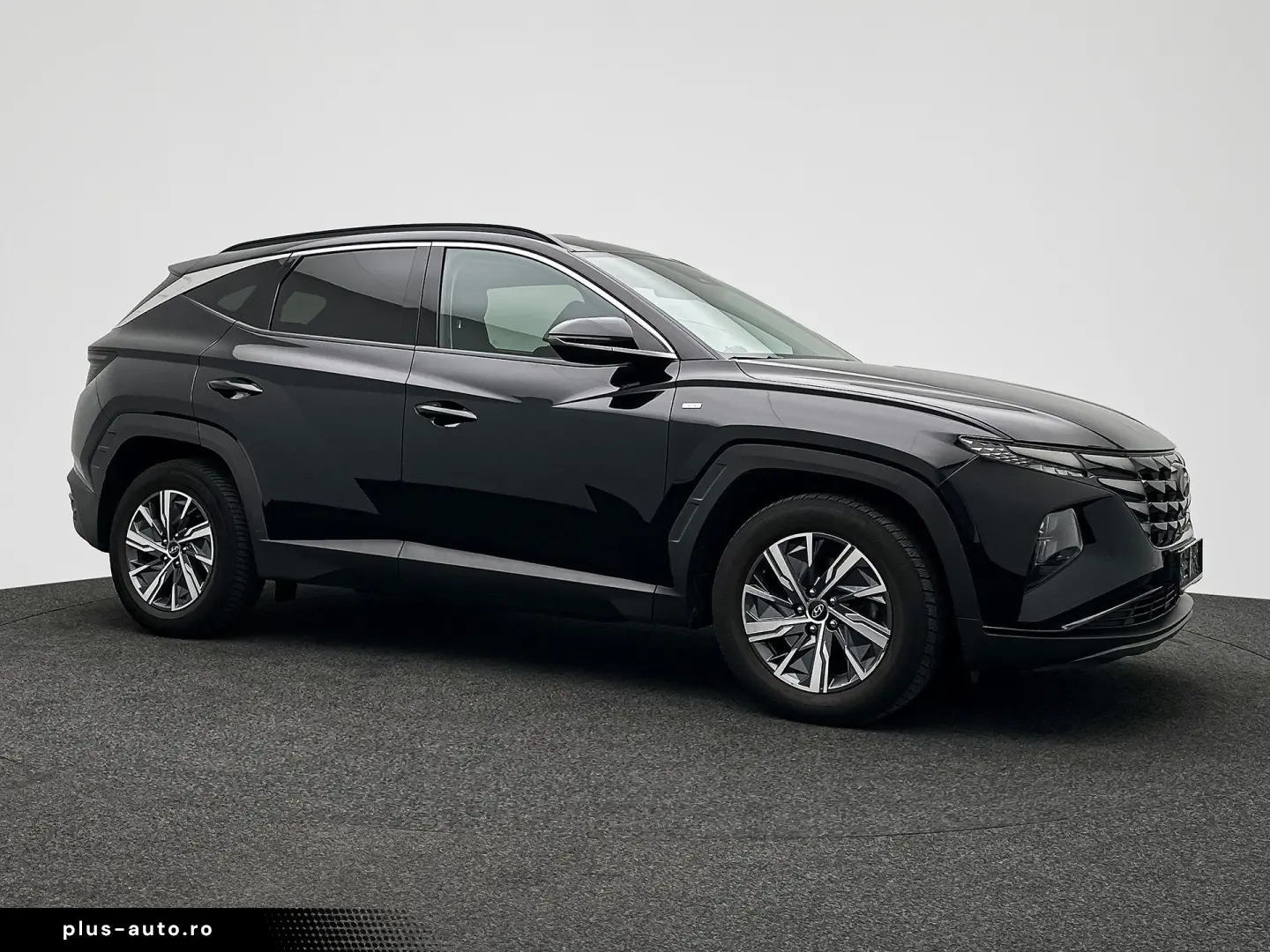 Hyundai Tucson 1.6 CRDI Mild hibryd - Automatic  136 cp