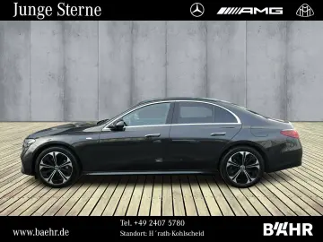 MERCEDES-BENZ E 300 e Avantgarde Night Superscreen AHK 360