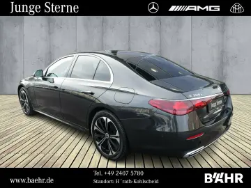 MERCEDES-BENZ E 300 e Avantgarde Night Superscreen AHK 360