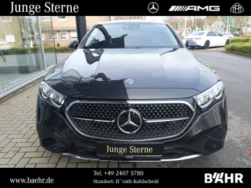 MERCEDES-BENZ E 300 e Avantgarde Night Superscreen AHK 360