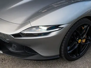 FERRARI Roma Spider