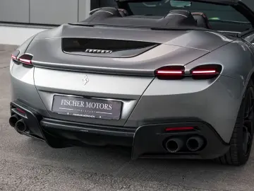 FERRARI Roma Spider