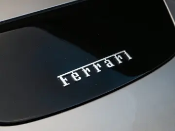 FERRARI Roma Spider