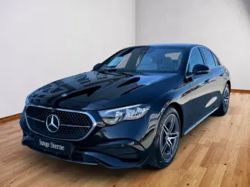 MERCEDES-BENZ E 220 d AMG SUPERSCREEN 360 KAMERA
