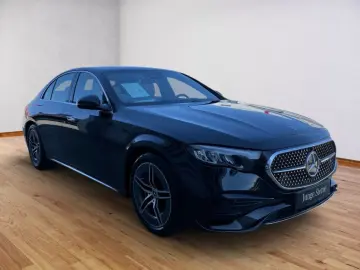 MERCEDES-BENZ E 220 d AMG SUPERSCREEN 360 KAMERA