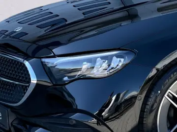 MERCEDES-BENZ E 220 d AMG SUPERSCREEN 360 KAMERA