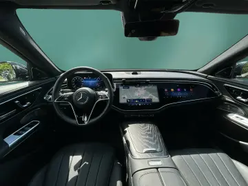 MERCEDES-BENZ E 200 EXCLUSIVE SUPERSCREEN 360 DISTR …