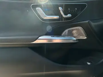 MERCEDES-BENZ E 200 EXCLUSIVE SUPERSCREEN 360 DISTR …