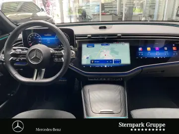 MERCEDES-BENZ E 300 e AMG Prem Superscreen Distro Me…