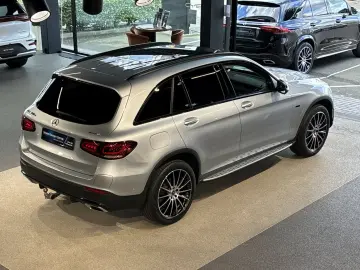 MERCEDES-BENZ GLC 300e 4M AMG-Line FAP Pano AHK Memo…