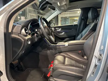 MERCEDES-BENZ GLC 300e 4M AMG-Line FAP Pano AHK Memo…