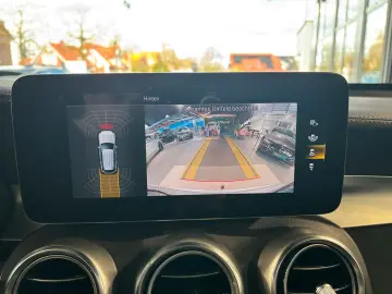 MERCEDES-BENZ GLC 300e 4M AMG-Line FAP Pano AHK Memo…