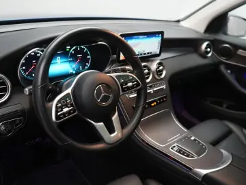 MERCEDES-BENZ GLC 220 d 4Matic 9G-Tronic Leder Temp …