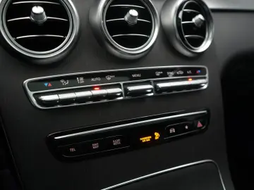 MERCEDES-BENZ GLC 220 d 4Matic 9G-Tronic Leder Temp …