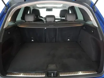 MERCEDES-BENZ GLC 220 d 4Matic 9G-Tronic Leder Temp …