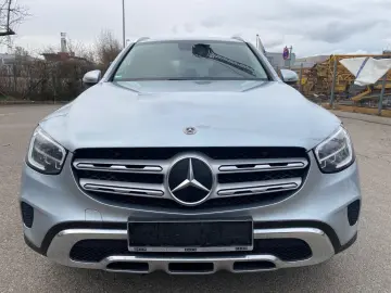 MERCEDES-BENZ GLC 220d Standheizung Kam Distr Spur Totwinkel