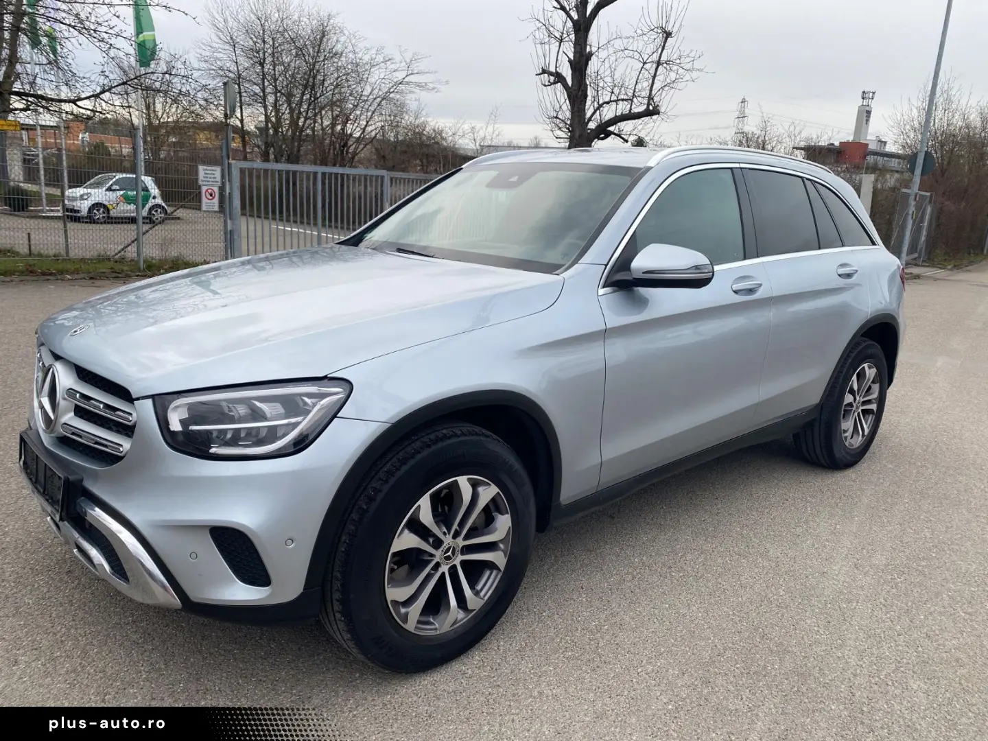 MERCEDES-BENZ GLC 220d Standheizung Kam Distr Spur Totwinkel