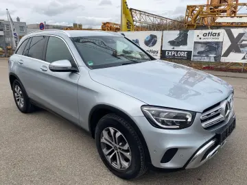 MERCEDES-BENZ GLC 220d Standheizung Kam Distr Spur Totwinkel