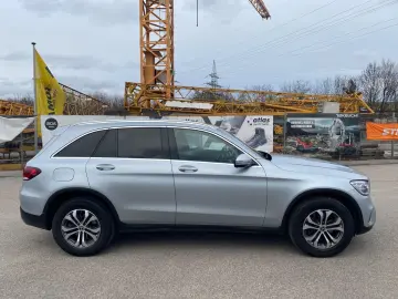 MERCEDES-BENZ GLC 220d Standheizung Kam Distr Spur Totwinkel