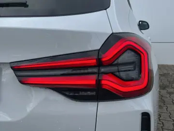 BMW X3 xDrive20d M Sportpaket LED AHK Live Cockpit
