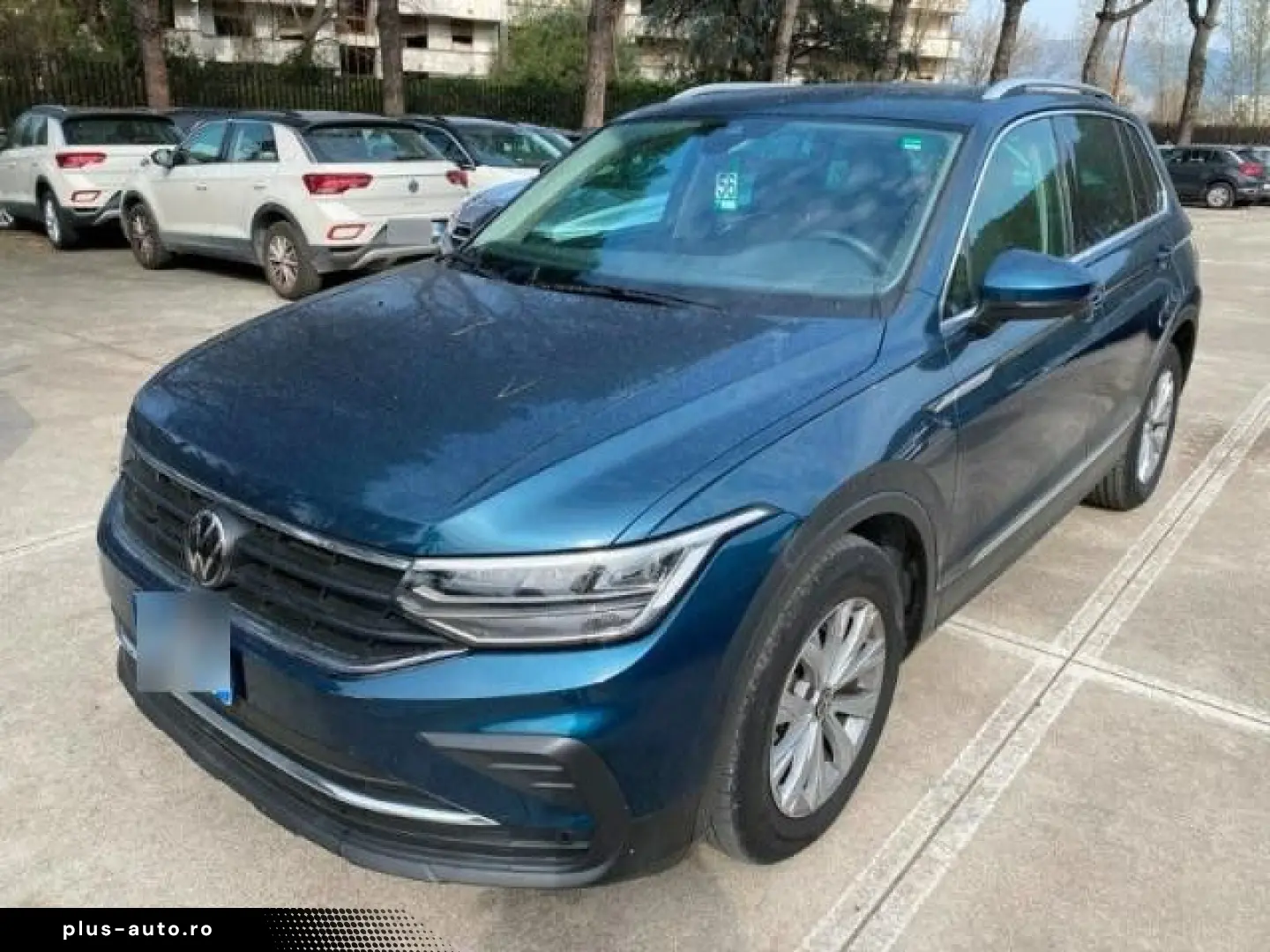 VW Tiguan Life 2.0 TDI SCR LED ACC PDC