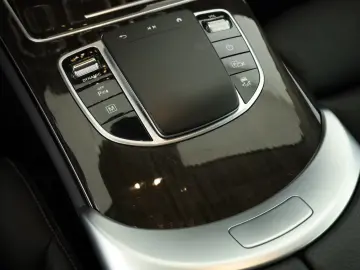 Mercedes-Benz GLC 300 de 4M AMG HUD Navi MBUX