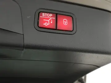 Mercedes-Benz GLC 300 de 4M AMG HUD Navi MBUX