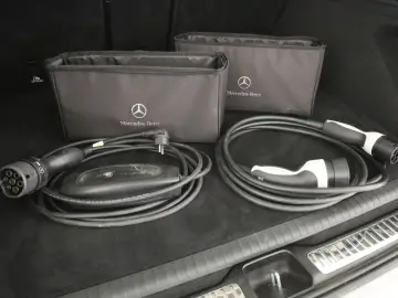 Mercedes-Benz GLC 300 de 4M AMG HUD Navi MBUX