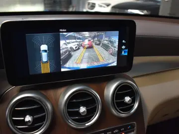 MERCEDES-BENZ GLC 200 d 4Matic KAMERA LEDER NAVI SHZ…