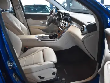 Mercedes-Benz GLC 200 d 4Matic KAMERA LEDER NAVI