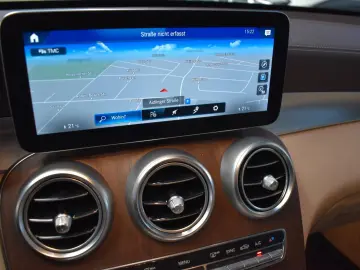 Mercedes-Benz GLC 200 d 4Matic KAMERA LEDER NAVI