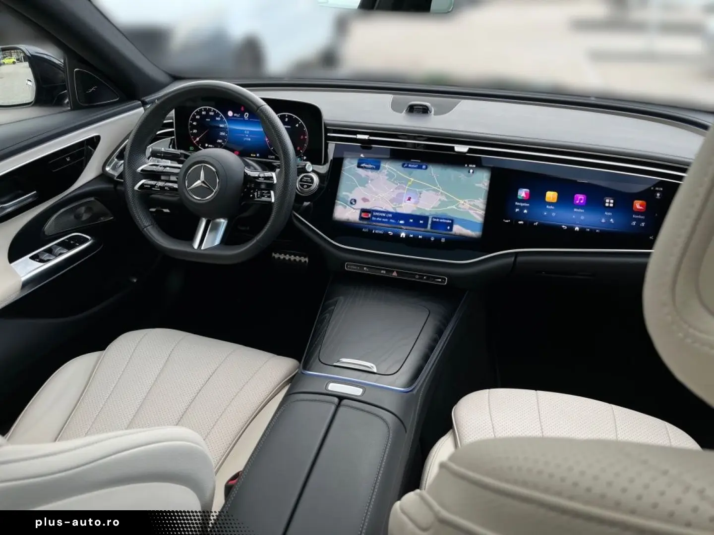 MERCEDES-BENZ E 220 d AMG Night SUPERSCREEN Pano Burm4D