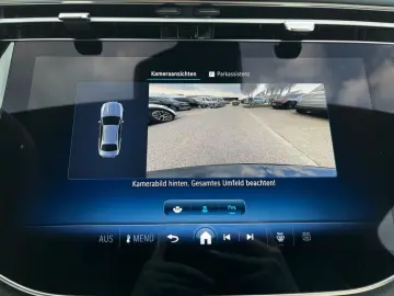 MERCEDES-BENZ E 220 d AMG Night SUPERSCREEN Pano Burm4D