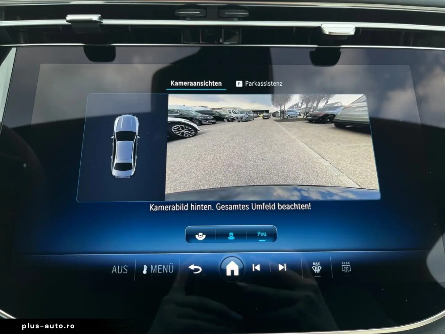 MERCEDES-BENZ E 220 d AMG Night SUPERSCREEN Pano Burm4D